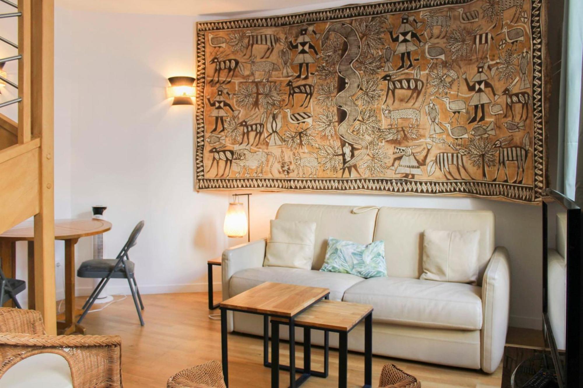 Cozy Duplex In The Heart Of The Marais 3rd